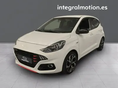 Usado Hyundai i10 N Line 84 CV (61 kW) 2024 Blanco Utilitario
