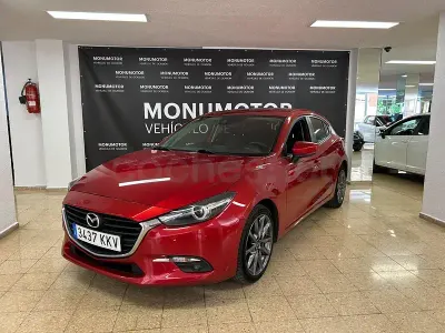 Usado Mazda 3 105 CV (77 kW) 2018 Rojo Berlina