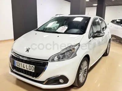 Begagnad Peugeot 208