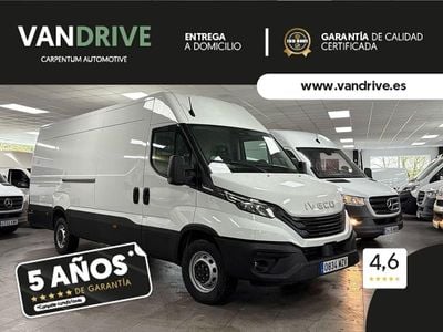 Blanco Usado 2025 Iveco Daily Berlina | 38.600 €