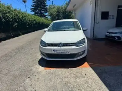 Usado VW Polo Advance 85 CV (62 kW) 2011 Blanco Utilitario