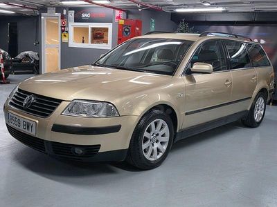Usado VW Passat Comfortline 150 CV (110 kW) 2002 Beige Familiar
