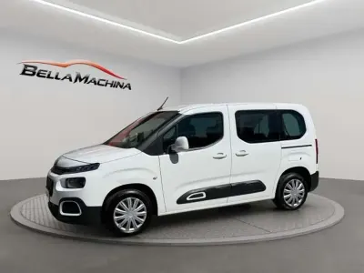 Usado Citroën Berlingo Feel 102 CV (75 kW) 2020 Blanco Monovolumen