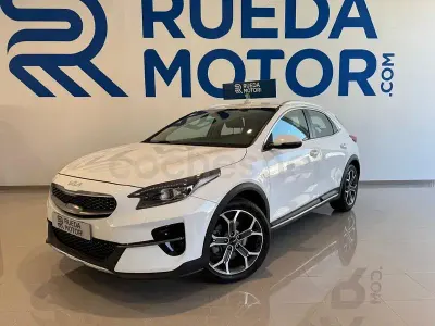 Usado Kia XCeed 120 CV (88 kW) 2022 Blanco SUV