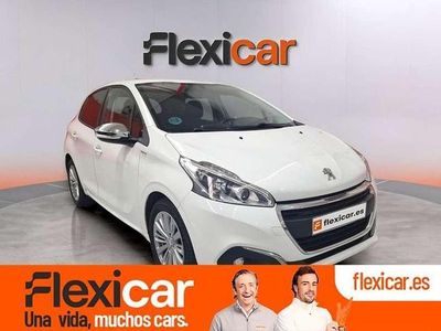 Usado Peugeot 208 Style 75 CV (55 kW) 2017 Blanco Utilitario