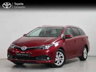 Usado Toyota Auris Hybrid