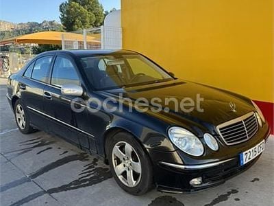 Mercedes E320