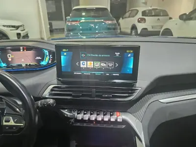 Usado Peugeot 3008 Allure 225 HP (165 kW) 2021 Azul SUV