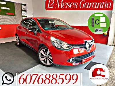 Usado Renault Clio IV Dynamique 90 CV (66 kW) 2015 Rojo Berlina