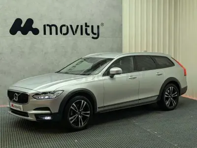 Usado Volvo V90 CC 190 CV (139 kW) 2020 Gris / plata Familiar