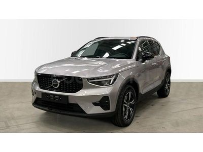 Nuevo Volvo XC40 Plus 163 CV (119 kW) 2025 Gris / plata SUV