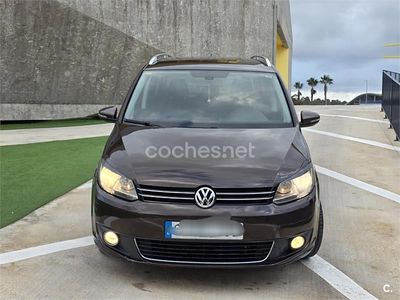 Usado VW Touran Edition 105 CV (77 kW) 2012 Marrón Monovolumen