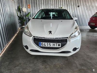 Usado Peugeot 208 Active 68 CV (50 kW) 2013 Blanco Utilitario
