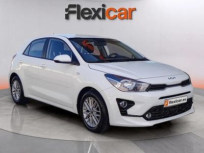 Usado Kia Rio 84 CV (61 kW) 2023 Blanco Utilitario