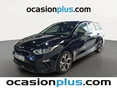 Usado Kia Ceed 120 CV (88 kW) 2020 Negro Utilitario