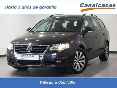 Usado VW Passat Edition 140 CV (102 kW) 2010 Marrón Familiar
