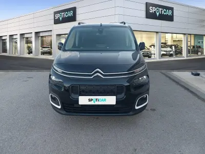 Käytetty Citroën Berlingo Business Class 102 HP (75 kW) 2022 Musta Tila-auto