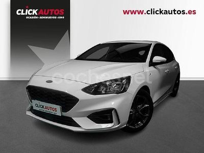 Blanco Usado 2022 Ford Focus ST-Line Berlina | 15.400 € (Buen precio)