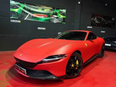 Usado Ferrari Roma 620 CV (456 kW) 2023 Gris / plata Descapotable