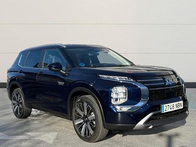 Usado Mitsubishi Outlander P-HEV 306 CV (225 kW) 2025 Azul SUV