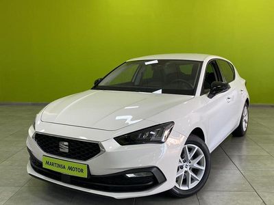 Usado Seat Leon Style 115 CV (84 kW) 2021 Blanco Berlina