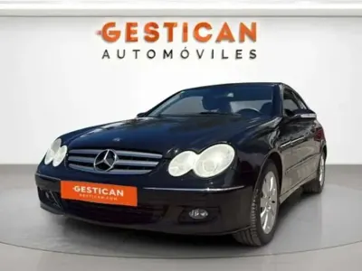 Usado Mercedes CLK220 Elegance 150 CV (110 kW) 2007 Negro Coupe