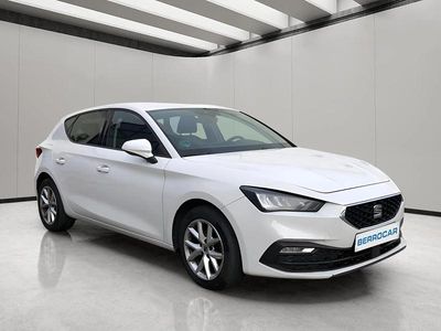 Usado Seat Leon Style 115 CV (84 kW) 2021 Blanco Utilitario