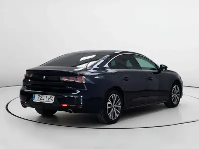 Usado Peugeot 508 Allure 225 CV (165 kW) 2020 Azul Berlina