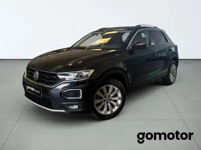 Usado VW T-Roc Advance 116 CV (85 kW) 2018 Negro SUV