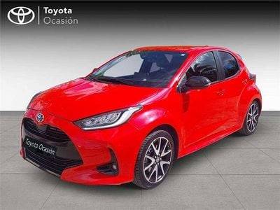 Usado Toyota Yaris Hybrid Style 116 CV (85 kW) 2022 Monovolumen