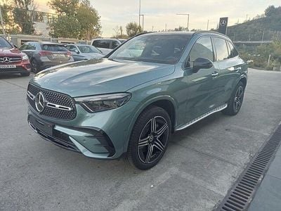 Verde Usado 2024 Mercedes GLC300e SUV | 83.800 €