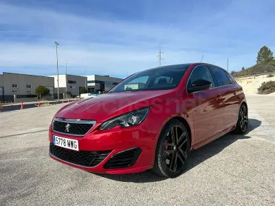 Usado Peugeot 308 GTi 270 CV (198 kW) 2016 Granate Berlina