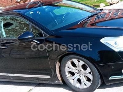 Usado Citroën C5 138 CV (101 kW) 2008 Negro Familiar