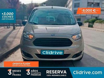 Gris Usado 2015 Ford Tourneo Courier Ambiente Monovolumen | 9890 €
