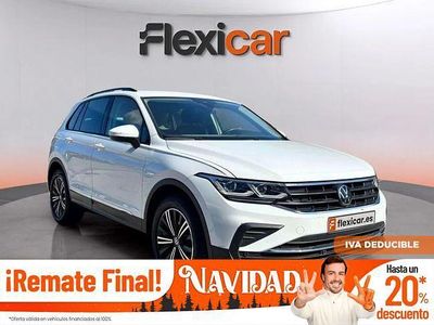 Gris / plata Usado 2022 VW Tiguan Life SUV | 28.990 € (Precio justo)