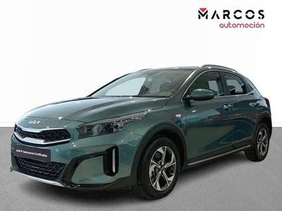 Gris Usado 2024 Kia XCeed SUV | 20.000 € (Precio justo)