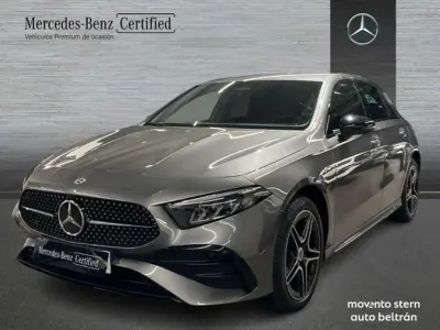 Usado Mercedes A250 Advanced 218 CV (160 kW) 2025 Gris Utilitario