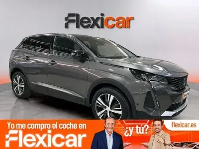 Usado Peugeot 3008 Allure 130 CV (95 kW) 2023 Gris SUV