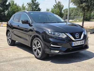 Usado Nissan Qashqai N-Connecta 110 CV (80 kW) 2018 Negro SUV