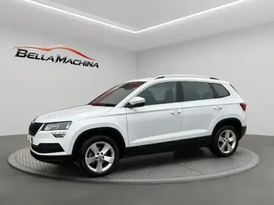 Usado Skoda Karoq Ambition 150 HP (110 kW) 2022 Branco SUV