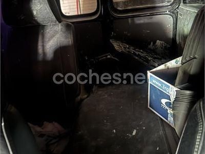 Usado VW Caddy Life 105 CV (77 kW) 2007 Negro Monovolumen