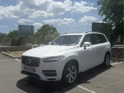 Usado Volvo XC90 Momentum 400 CV (294 kW) 2017 Blanco SUV