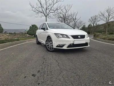 Usado Seat Leon ST CONNECT 110 CV (80 kW) 2016 Blanco Familiar
