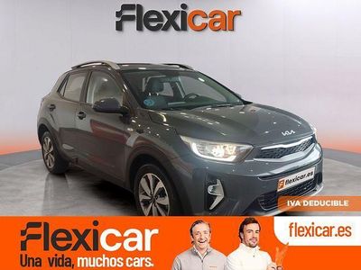 Usado Kia Stonic 84 CV (61 kW) 2023 Gris SUV