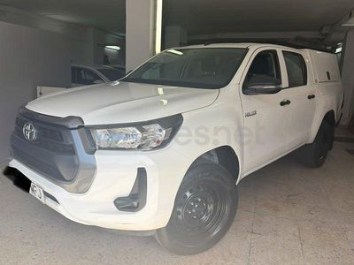 Usado Toyota HiLux 150 CV (110 kW) 2023 Blanco Pickup/Camioneta