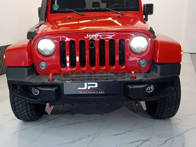 Usado Jeep Wrangler Unlimited Sahara 284 CV (208 kW) 2016 Rojo SUV