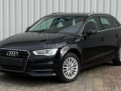 Usado Audi A3 Attraction 105 CV (77 kW) 2013 Negro Berlina