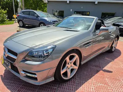 Usado Mercedes SLK200 AMG line 184 CV (135 kW) 2013 Gris / plata Descapotable