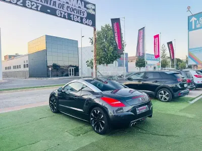 Usado Peugeot RCZ 200 CV (147 kW) 2011 Negro Coupe