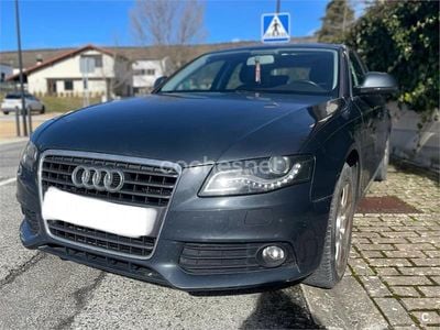 Usado Audi A4 120 CV (88 kW) 2008 Gris / plata Berlina